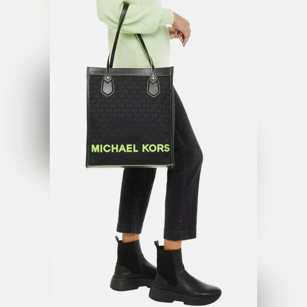 Michael Kors | Bay Large Woven Canvas Tote Bag | Shoulder Bag | Neon | Womens - Picture 3 of 12